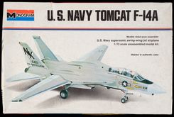 Monogram_US Navy Tomcat F-14A_W319854