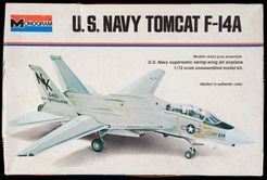 Monogram_US Navy Tomcat F-14A_W319854