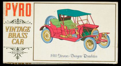 Pyro_1911 Stevens Duryea Roadster_W329888